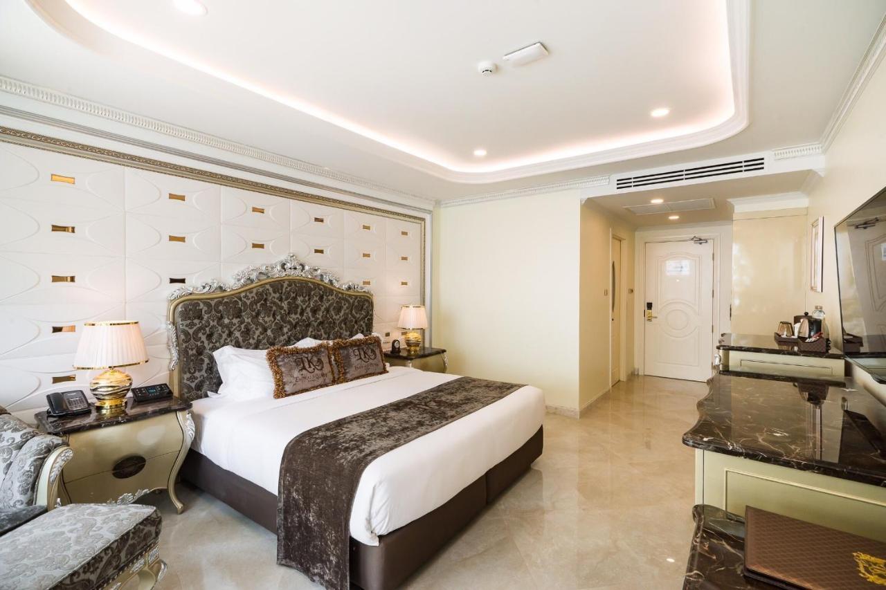 Lk Emerald Beach - Sha Extra Plus Pattaya Bagian luar foto Deluxe Room