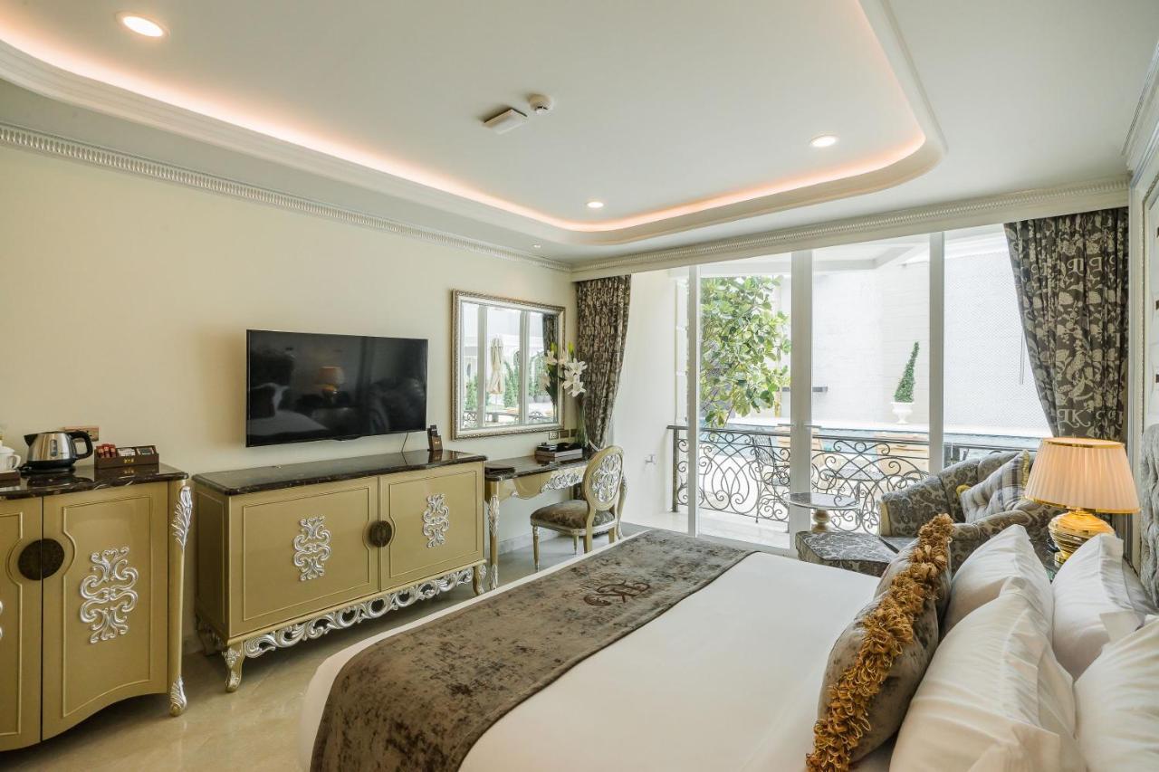 Lk Emerald Beach - Sha Extra Plus Pattaya Bagian luar foto Deluxe Suite