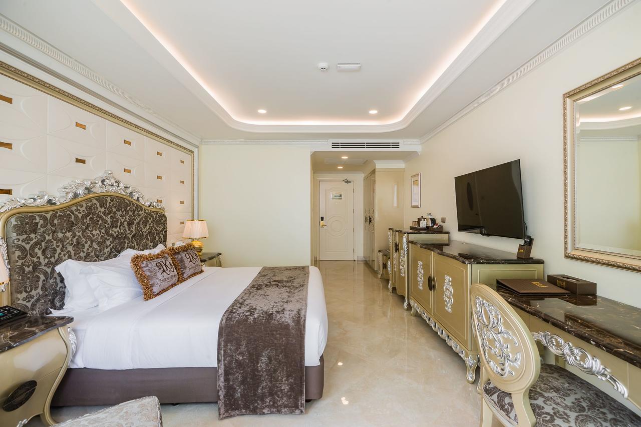 Lk Emerald Beach - Sha Extra Plus Pattaya Bagian luar foto Deluxe Room