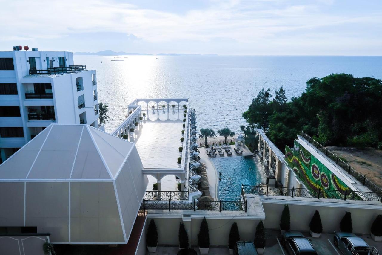 Lk Emerald Beach - Sha Extra Plus Pattaya Bagian luar foto The Royal Paradise Hotel and Spa